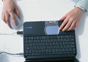 「フロー監視の重要性とは？ネットワークパフォーマンス向上のための効果的な対策とツールガイド」